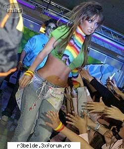 Stelutele lui Mia - andreea93rbd - Anahi