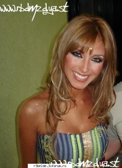 Stelutele lui Mia - ups scz nu am poos poza cu stelutza in frunte - Anahi