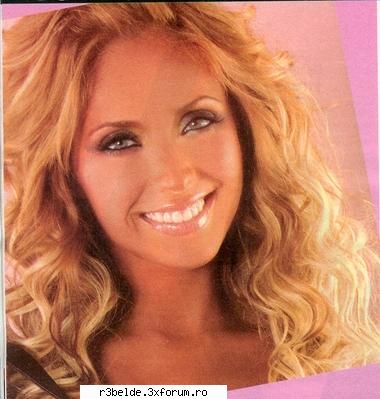 anahi a pozat pentru avon...... - buna sunt nouaaa pe aici! :D - Anahi
