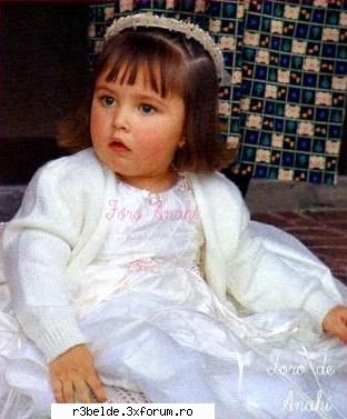 nepoata ei... - andreea93rbd - Anahi