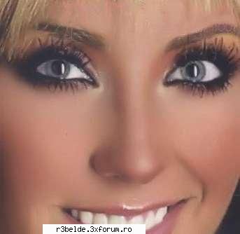 poze cu Anahi... - snt super asai? :D - Anahi